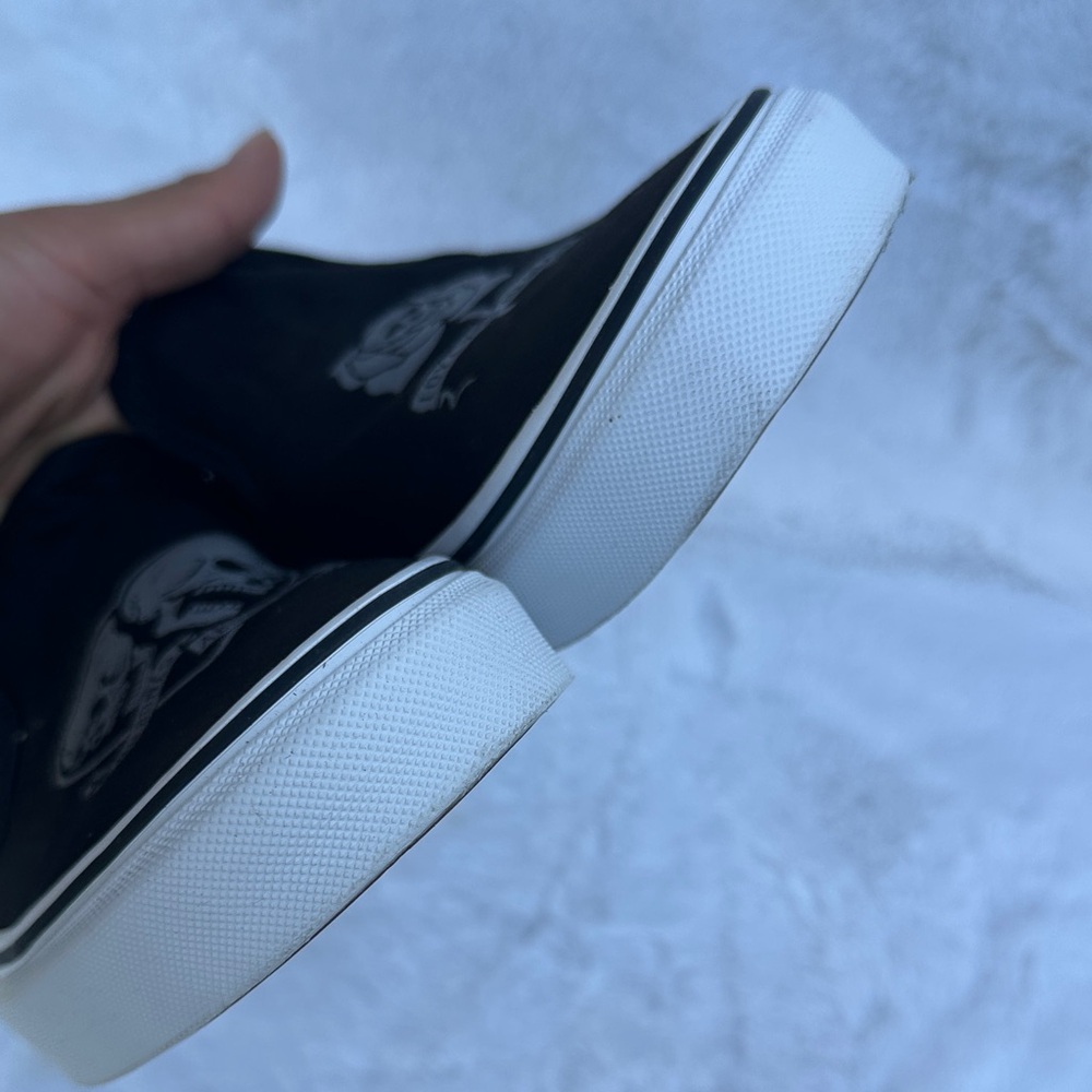 Unisex Vans Black Skull Slip-On Sneakers - Picture 9 of 12